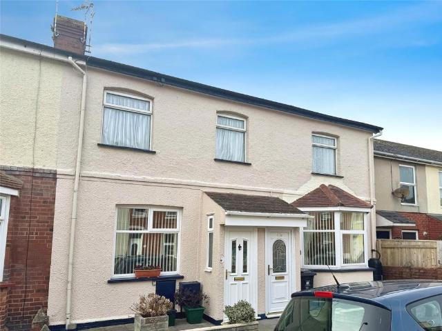Flat for sale in Withycombe, Budlake