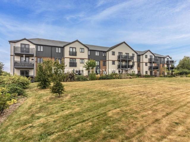 Flat for sale in Cabus, Lancashire