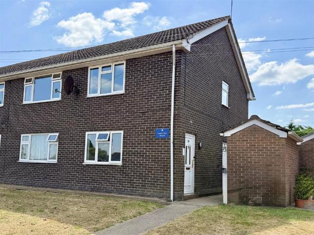 Flat for sale in Great Hanwood, Hanwood Bank