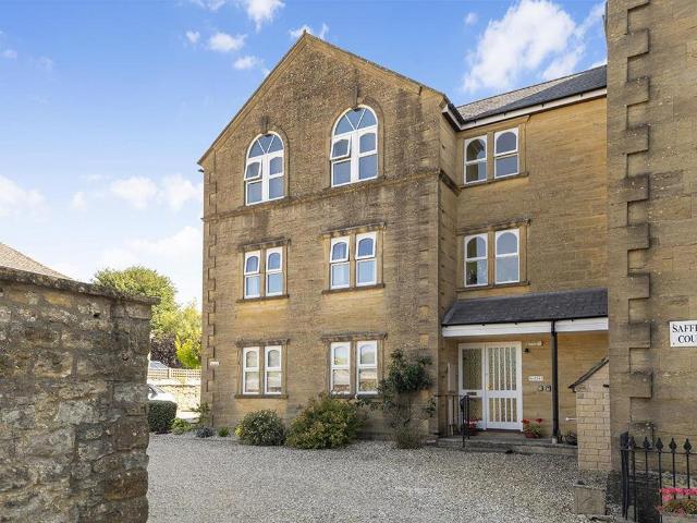Flat for sale in Sherborne, East Dorset