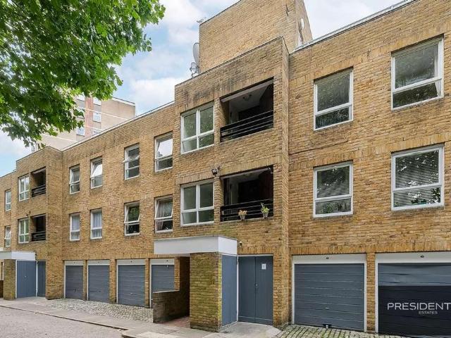 Flat for sale in Poplar Grove, Isle Of Man