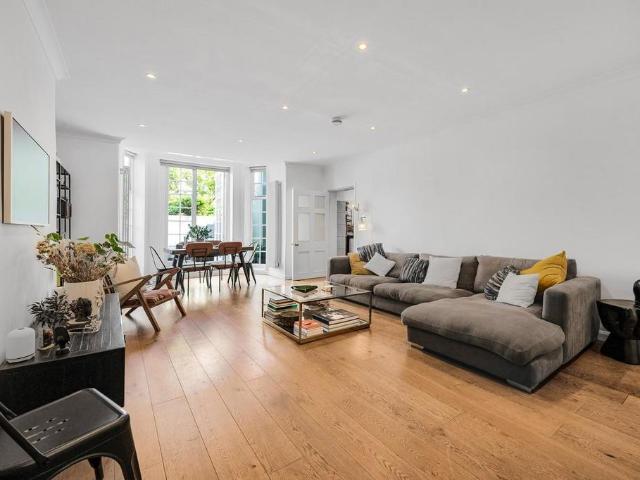 Flat for sale in Belsize Park, Cat Hill