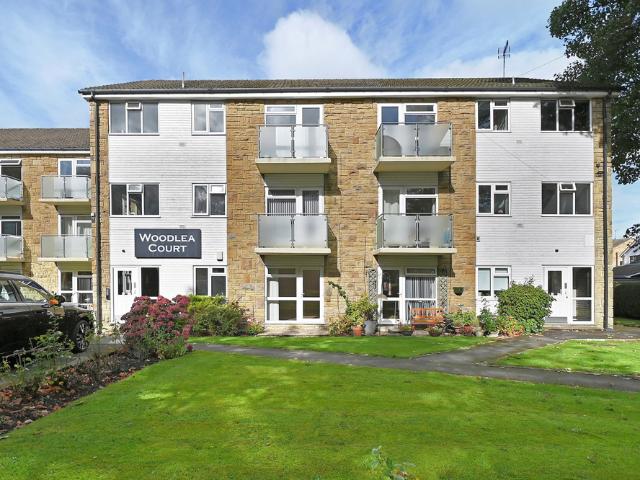Flat for sale in Slaid Hill, Leeds