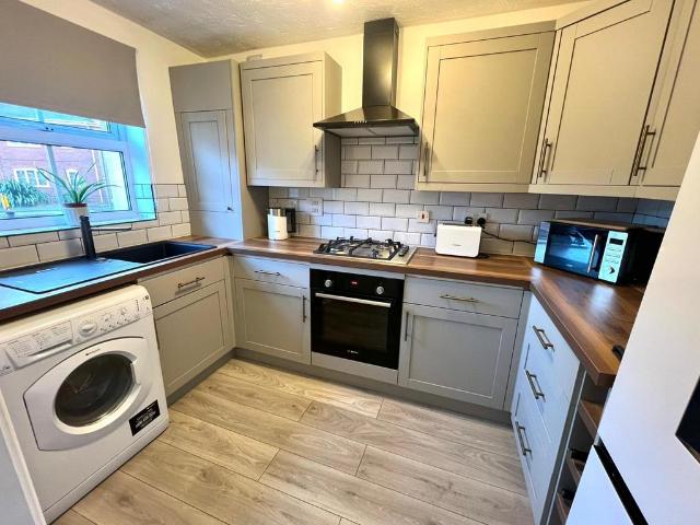 Flat for sale in Shirley, West Midlands