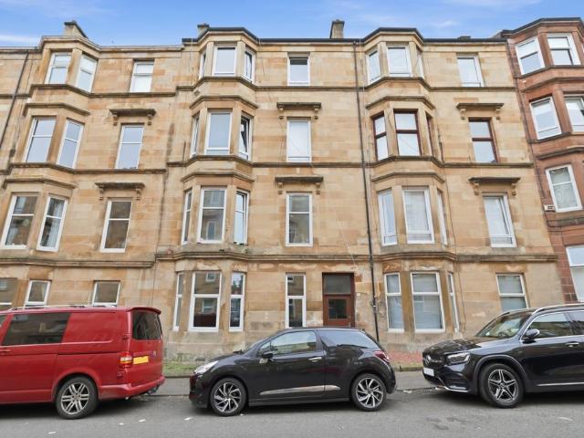 Flat for sale in Mount Florida, Scotland