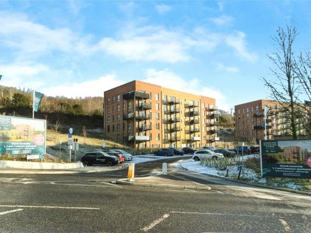 Flat for sale in Coldean, Stanmer