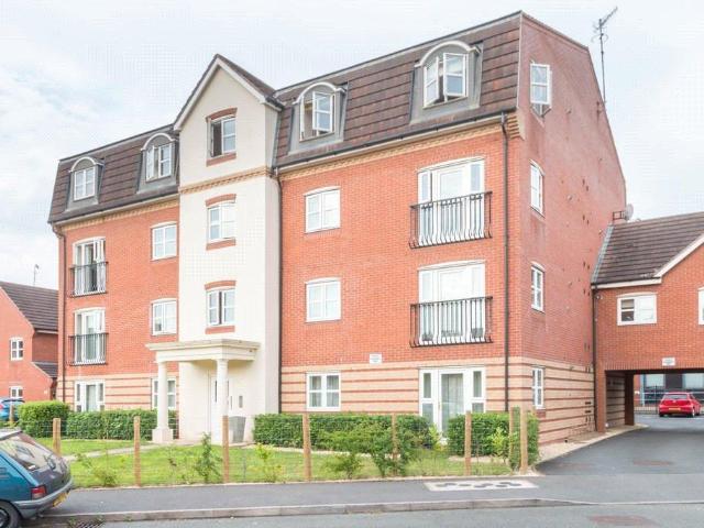 Flat for sale in Comberton, Rushock