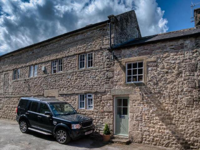 Flat for sale in Froggatt, East Midlands
