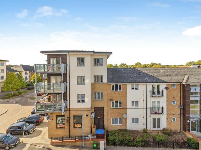 Flat for sale in Broughton, Milton Keynes