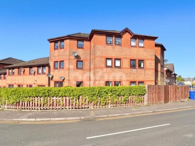 Flat for sale in Beith, North Ayrshire