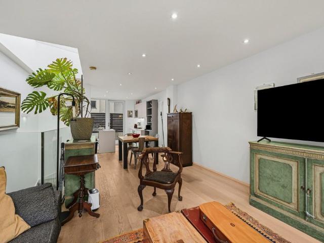 Flat for sale in Clerkenwell, Isle Of Man