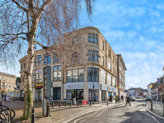 Flat for sale in Trowbridge
