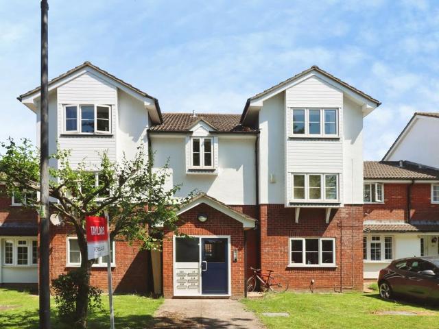 Flat for sale in Bradley Stoke