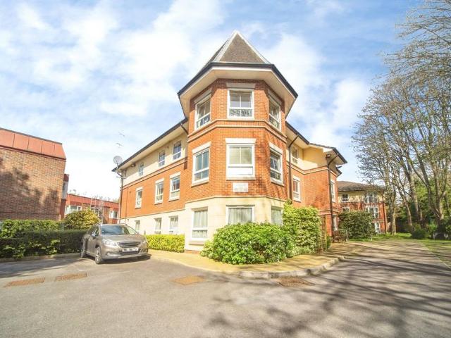 Flat for sale in Hill, City Of Southampton