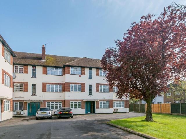 Flat for sale in Alperton, Greater London