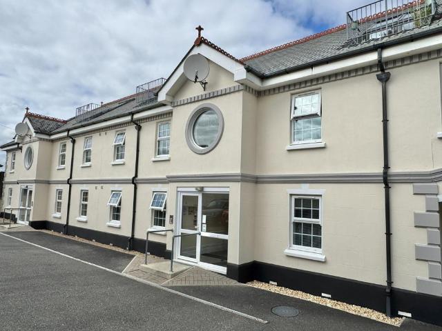 Flat for sale in Burraton, Saltash