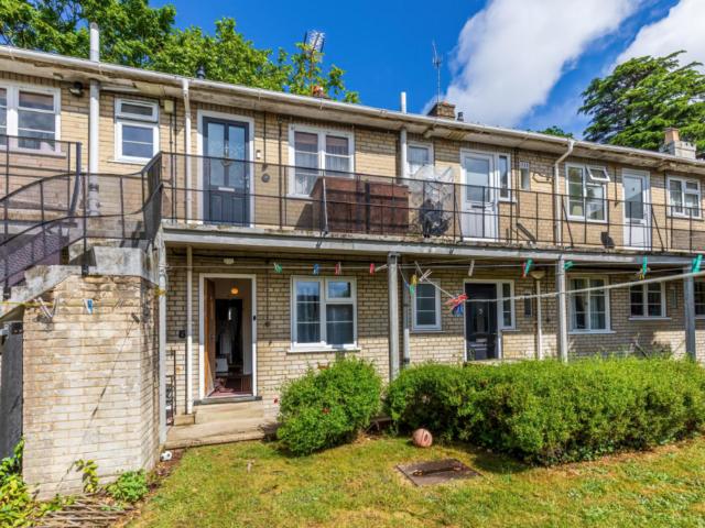 Flat for sale in Shirley, City Of Southampton