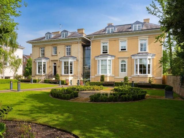 Flat for sale in High Field, York
