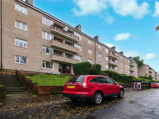 Flat for sale in Wellmeadow, Glasgow
