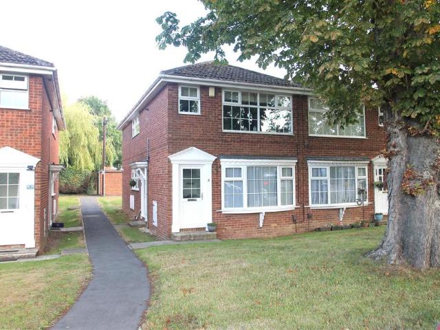 Flat for sale in Starbeck, North Yorkshire