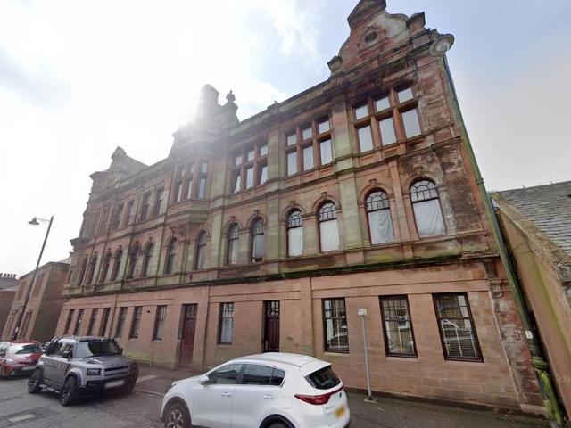 Flat for sale in Galston, Scotland
