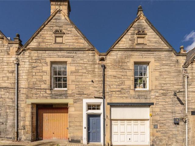 Flat for sale in Haymarket, Scotland
