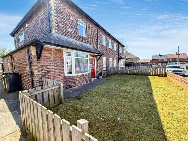 Flat for sale in Meadow Well, North Shields