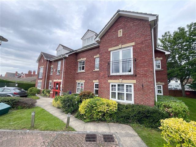 Flat for sale in Herringthorpe, South Yorkshire