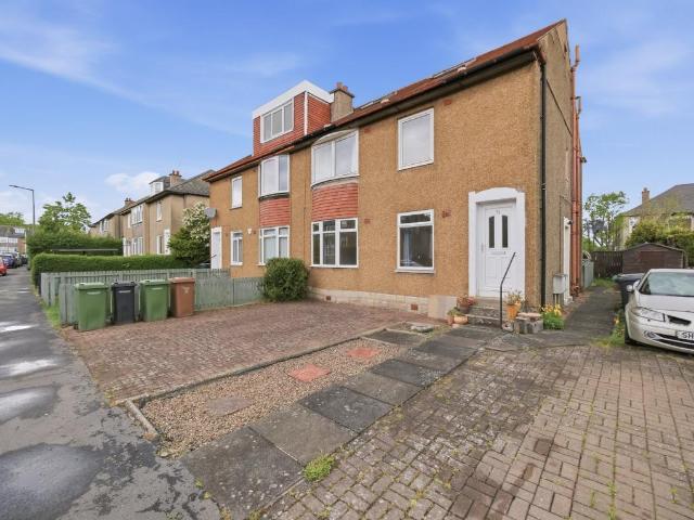 Flat for sale in Colinton Mains, Oxgangs