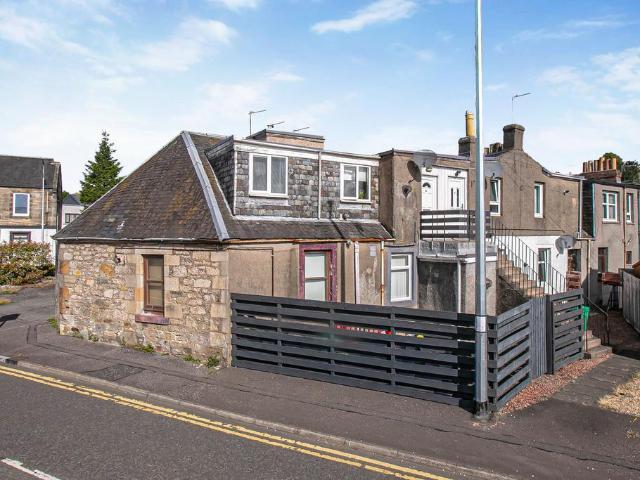 Flat for sale in Abbey Parks, Dunfermline