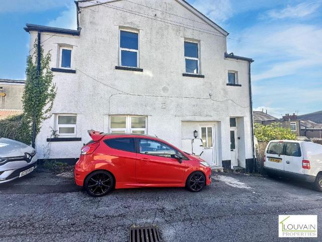 Flat for sale in Blaenavon, Wales