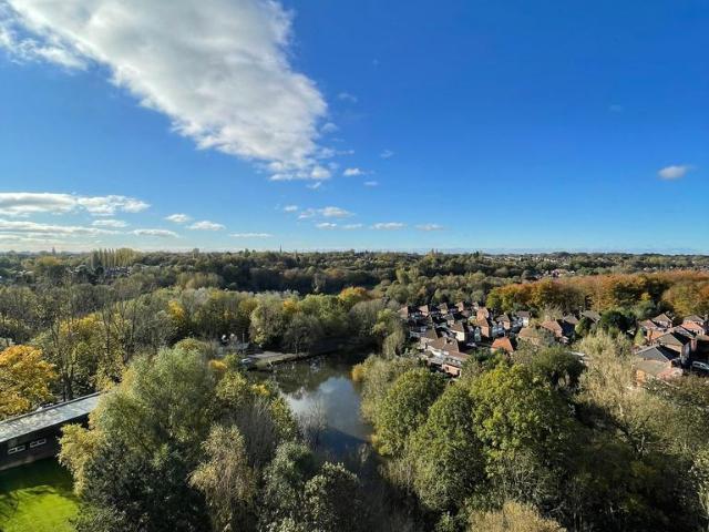 Flat for sale in Higher Blackley, Georgia