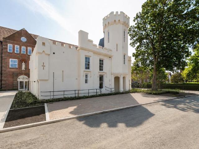 Flat for sale in Southsea, City Of Portsmouth