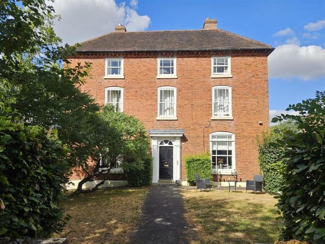 Flat for sale in Monkspath, West Midlands