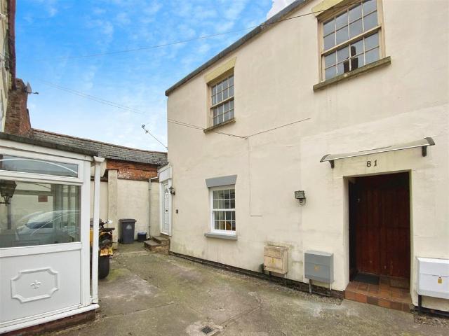 Flat for sale in Wem Urban, Wem