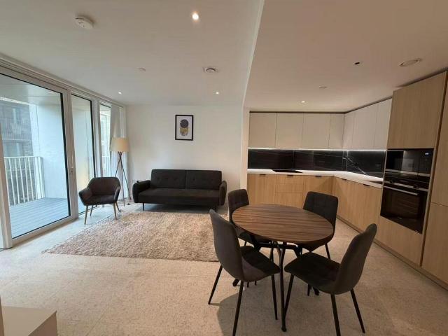 Flat for sale in Whitechapel, Greater London
