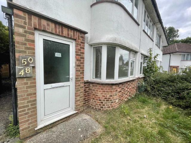 Flat for sale in Whitley, Reading