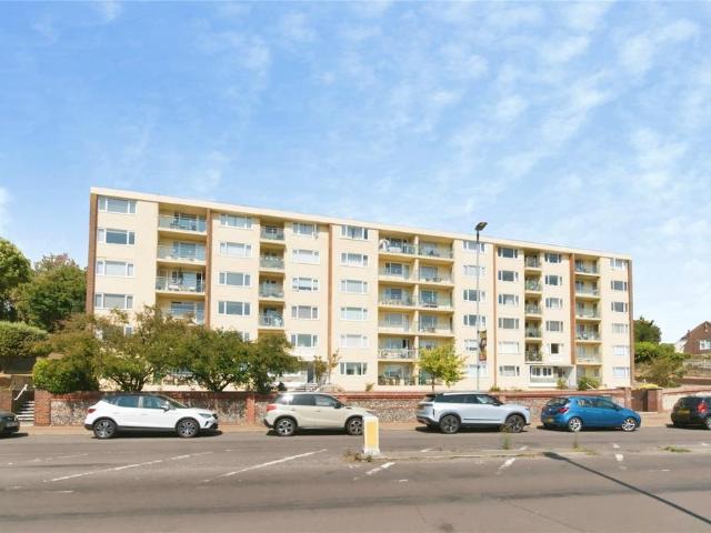 Flat for sale in Upperton, Eastbourne