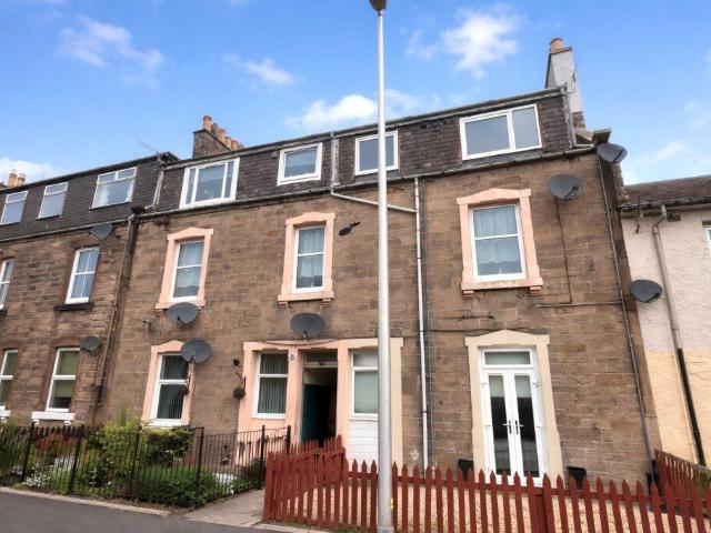 Flat for sale in Ashkirk, Scotland