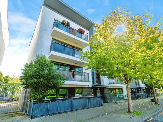 Flat for sale in St Mary's, City Of Southampton