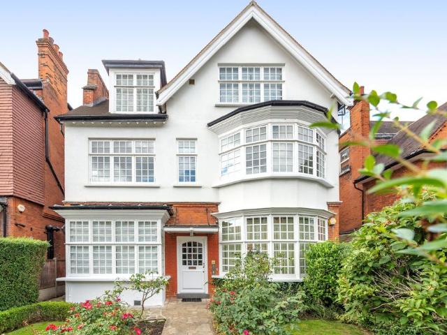 Flat for sale in West Hampstead, Greater London