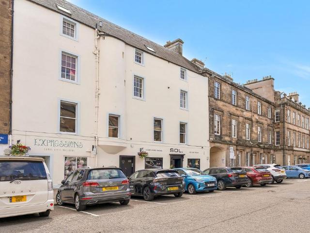 Flat for sale in Haddington, Scotland