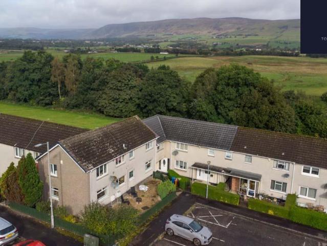 Flat for sale in Harestanes, Kirkintilloch