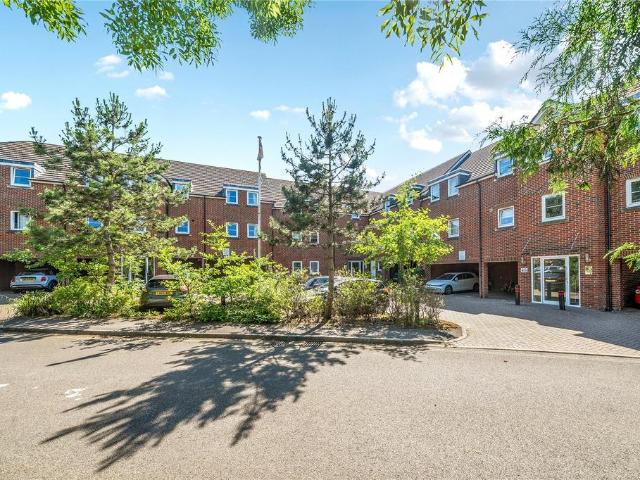 Flat for sale in Blackhills, Surrey