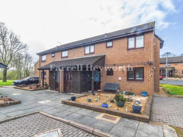 Flat for sale in Heaton-with-Oxcliffe, Bare