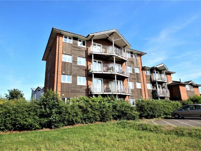 Flat for sale in Eastney, City Of Portsmouth