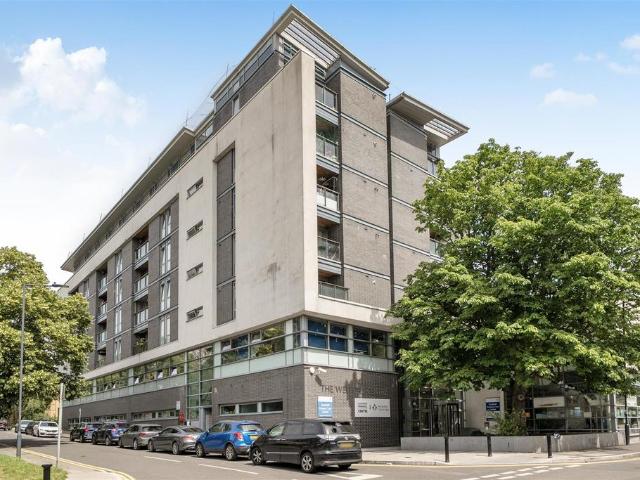 Flat for sale in Preston, Greater London