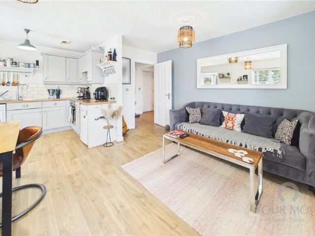 Flat for sale in Far Cotton and Delapre, Far Cotton