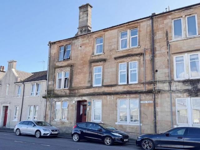Flat for sale in Flushing, Scotland
