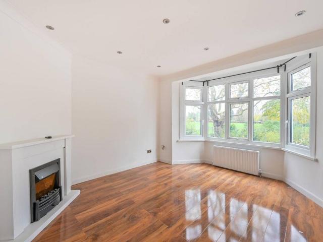 Flat for sale in Little Ilford, Isle Of Man